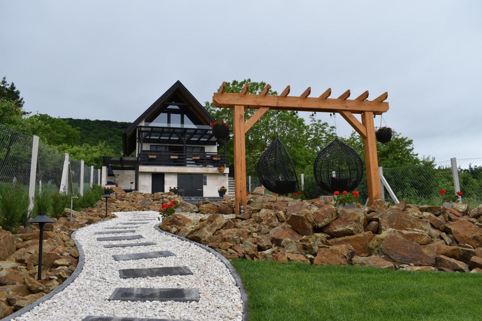 Woodpecker Villa Nagymaros Exterior photo
